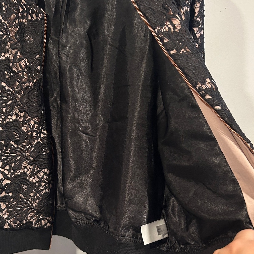 Stella & Dot Black Lace Bomber Jacket with Blush Underlay - Picture 4 of 6